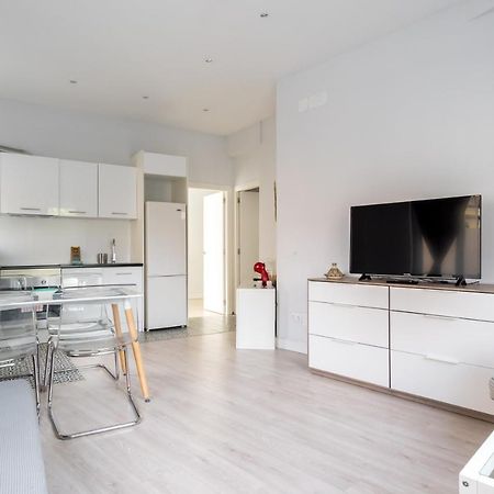 Modern Apartment-1Bedroom 1Bathroom-Tetuan Madrid Exterior photo