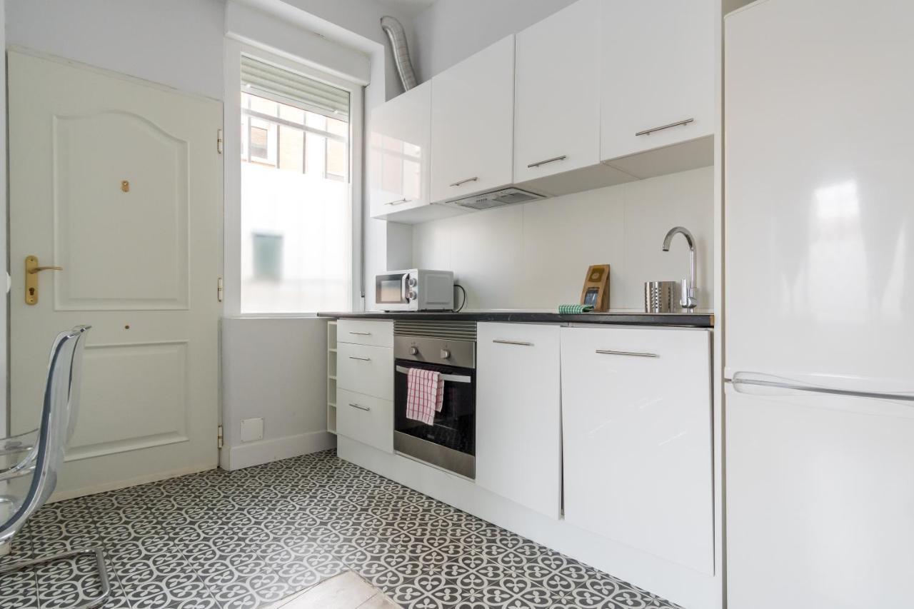 Modern Apartment-1Bedroom 1Bathroom-Tetuan Madrid Exterior photo
