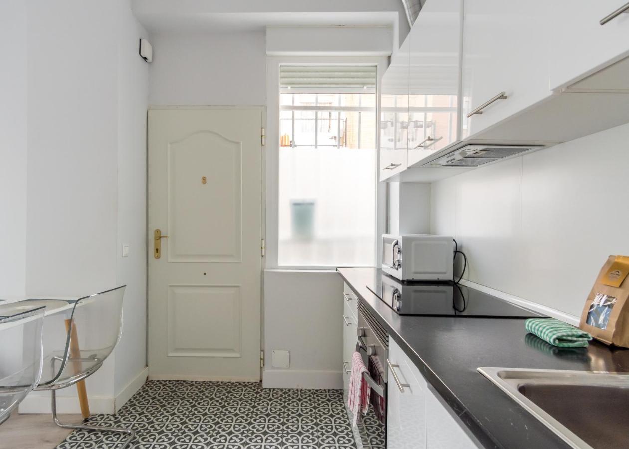 Modern Apartment-1Bedroom 1Bathroom-Tetuan Madrid Exterior photo