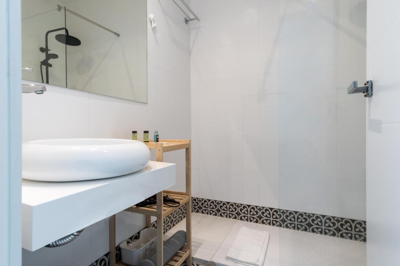 Modern Apartment-1Bedroom 1Bathroom-Tetuan Madrid Exterior photo
